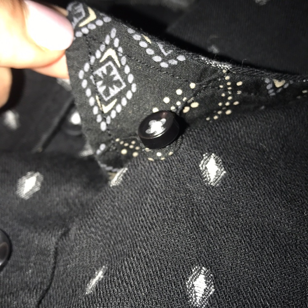 Black patterned button down - Picture 7 of 7